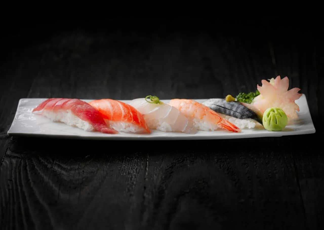 Ile kcal ma sushi? Jedz ulubione rolki bez wyrzutów sumienia!