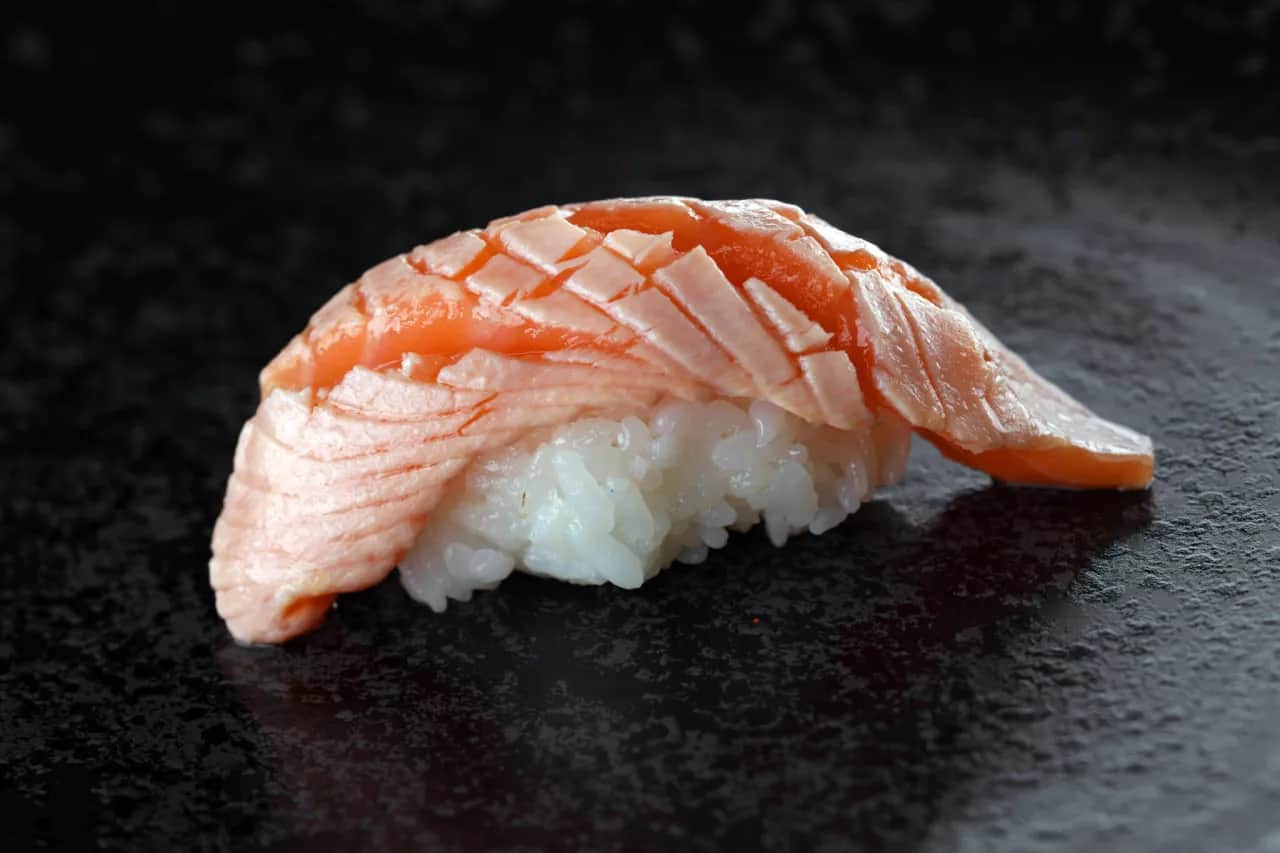 Sushi: Co to jest? Od mitu surowej ryby po smaki Japonii