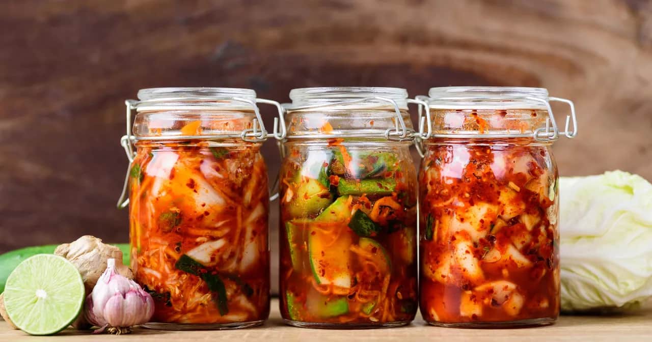 Kimchi: Koreański skarb. Co to jest, jak smakuje i dlaczego jest zdrowe?